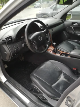 Mercedes-Benz C 200, снимка 9