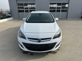 Opel Astra Като нова*Газов инжекцион, снимка 2 - Автомобили и джипове - 42716622