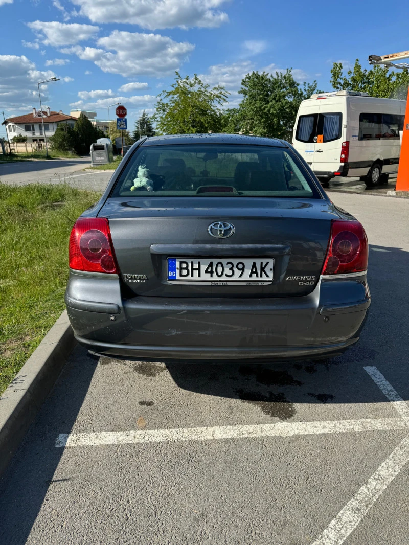 Toyota Avensis 2.2 D4D, снимка 5 - Автомобили и джипове - 46277076