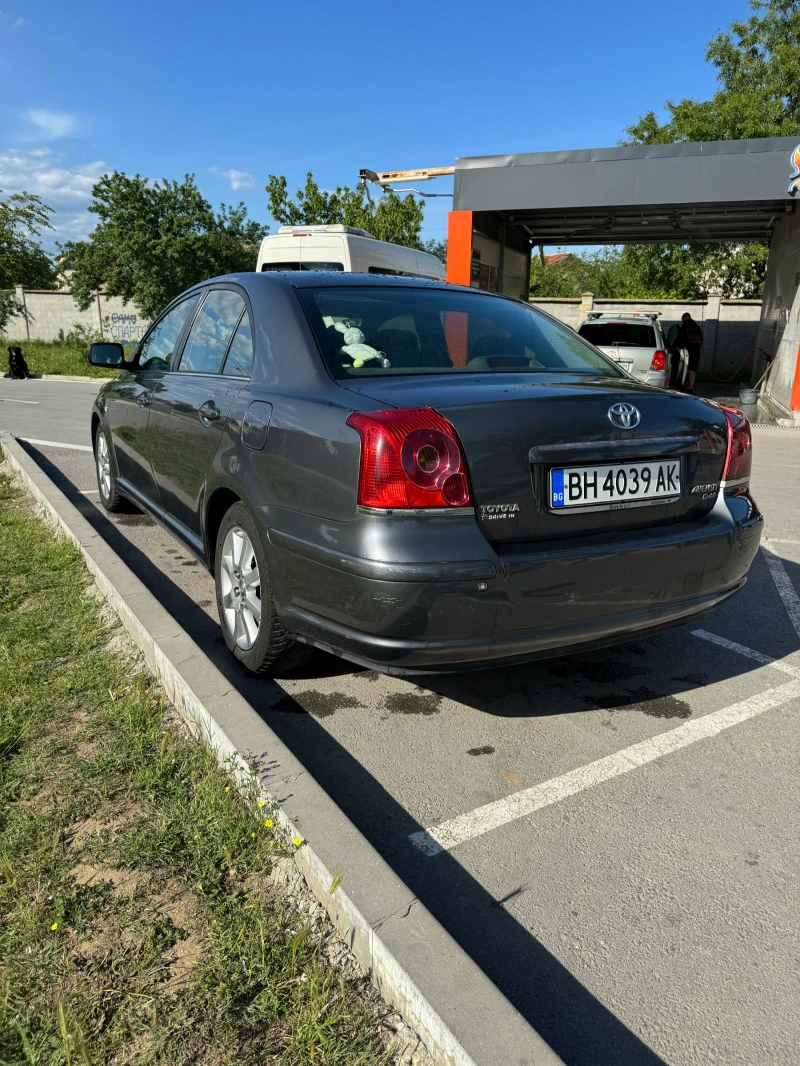 Toyota Avensis 2.2 D4D, снимка 3 - Автомобили и джипове - 46277076