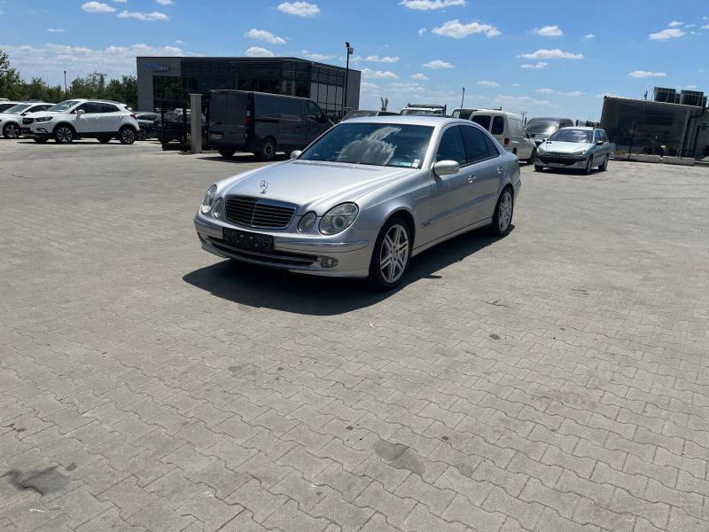 Mercedes-Benz E 270, снимка 1 - Автомобили и джипове - 46414937