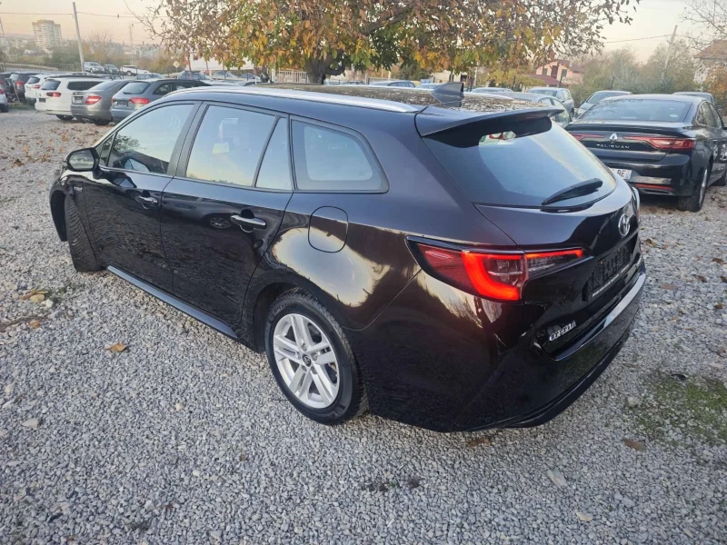 Toyota Corolla touring sports, снимка 6 - Автомобили и джипове - 47853837