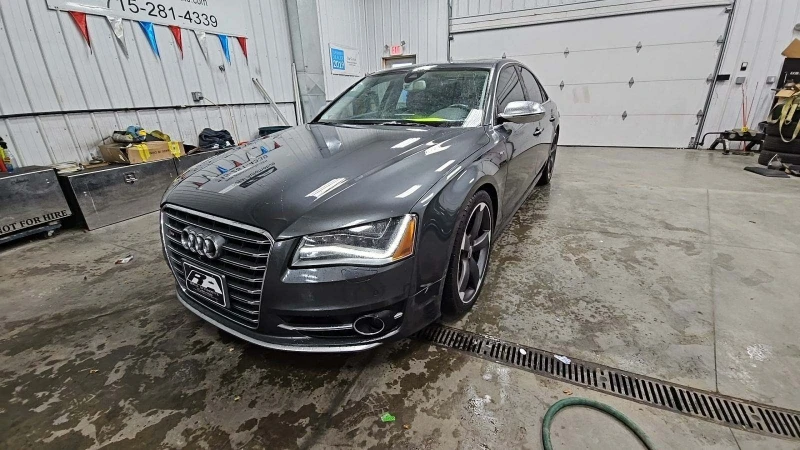 Audi S8 4.0 TFSI Quattro * Soft Close , снимка 1 - Автомобили и джипове - 48680107