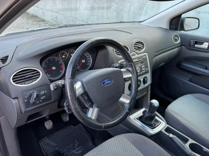 Ford Focus, снимка 7 - Автомобили и джипове - 49090192