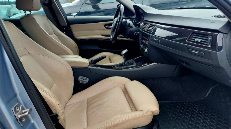 BMW 320 X-drive Individual , снимка 2 - Автомобили и джипове - 51548312