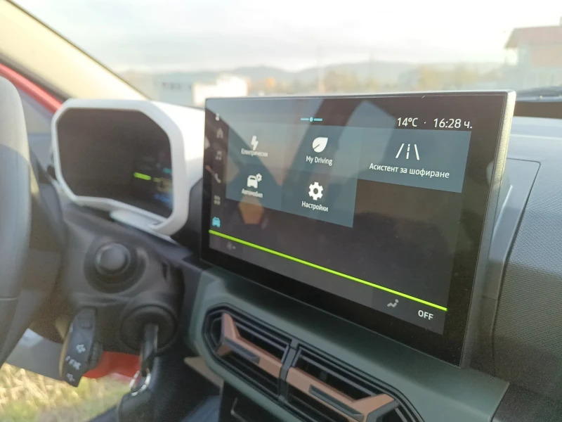 Dacia Spring Extreme 2370km, снимка 10 - Автомобили и джипове - 52250630