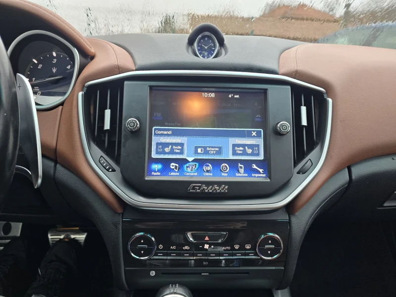 Maserati Ghibli 3.0d 250к.с SPORT , снимка 16 - Автомобили и джипове - 52671830