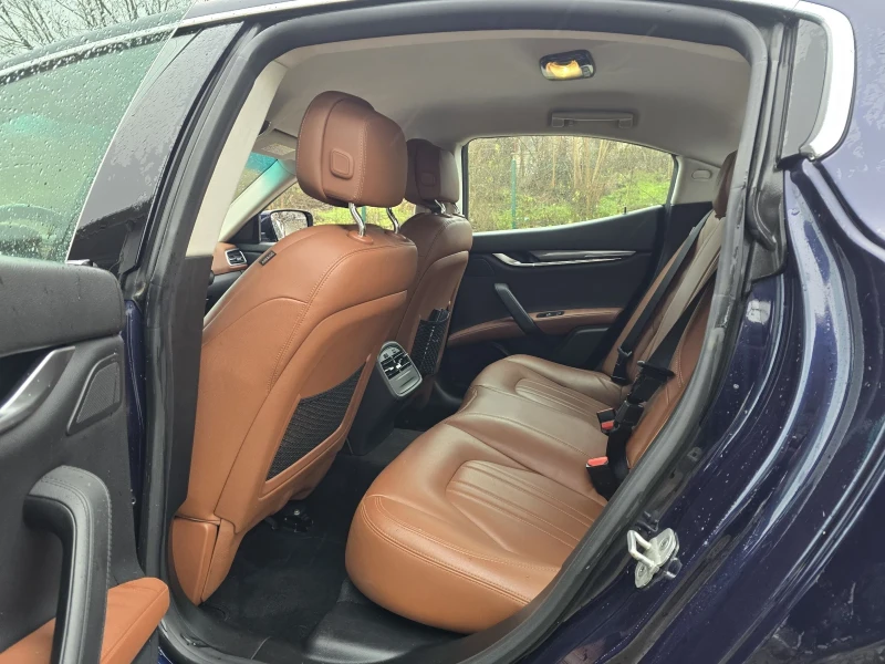 Maserati Ghibli 3.0d 250к.с SPORT , снимка 11 - Автомобили и джипове - 52671830