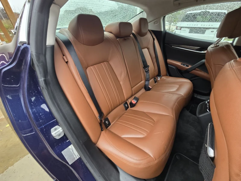 Maserati Ghibli 3.0d 250к.с SPORT , снимка 14 - Автомобили и джипове - 52671830