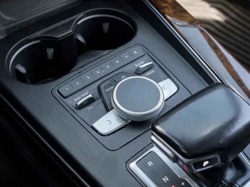 Audi A5 * Sportback* Quattro* АвтоКредит* (ЦЕНА ДО БГ), снимка 11 - Автомобили и джипове - 52795315