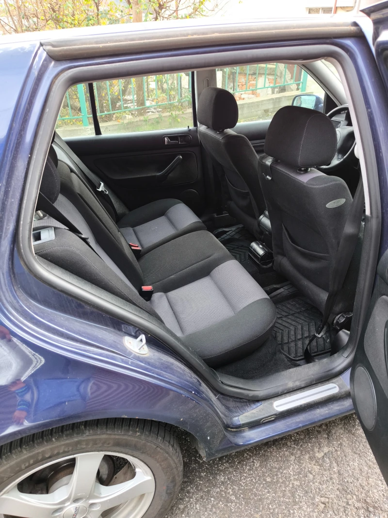 VW Golf, снимка 9 - Автомобили и джипове - 52886237