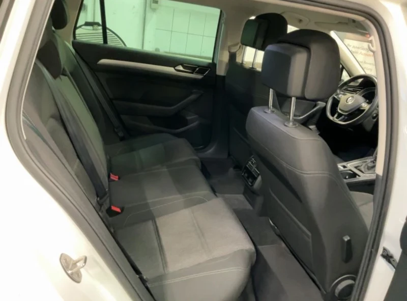 VW Passat 2.0TDI 150кс* Keyless* Full LED* 1Собственик* , снимка 8 - Автомобили и джипове - 53281668