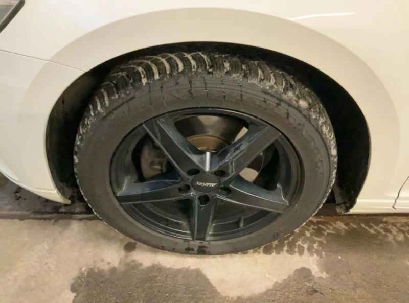 VW Passat 2.0TDI 150кс* Keyless* Full LED* 1Собственик* , снимка 9 - Автомобили и джипове - 53281668