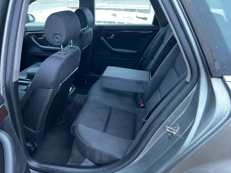 Audi A4 2.5TDI 180к.с * 4х4* Автоматик* , снимка 14 - Автомобили и джипове - 53343292