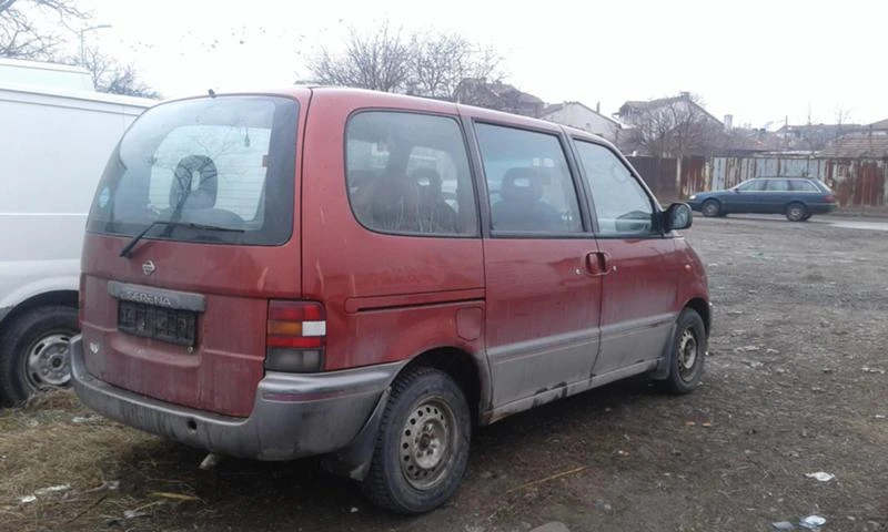 Nissan Serena 2.0i/на части, снимка 3 - Автомобили и джипове - 24466736