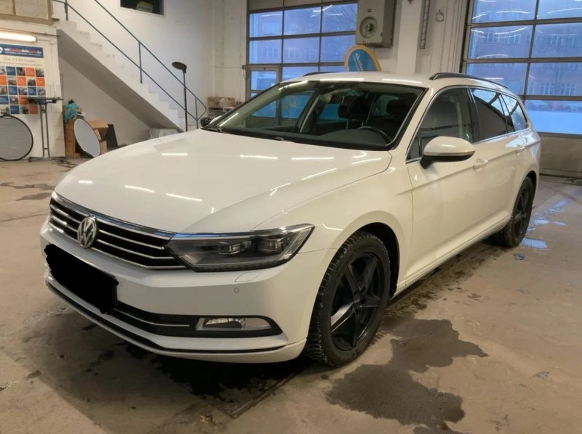 VW Passat 2.0TDI 150кс* Keyless* Full LED* 1Собственик* , снимка 1