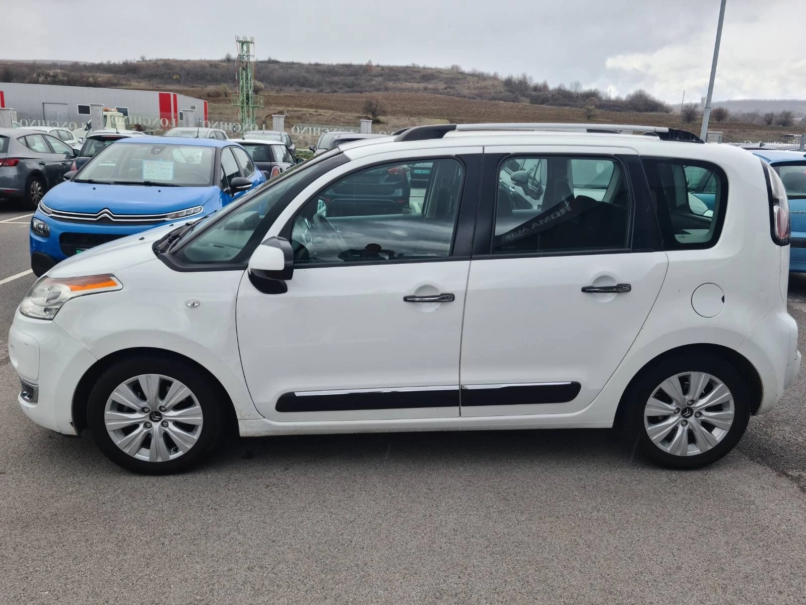 Citroen C3 Picasso 1.6.DIZEL - изображение 2