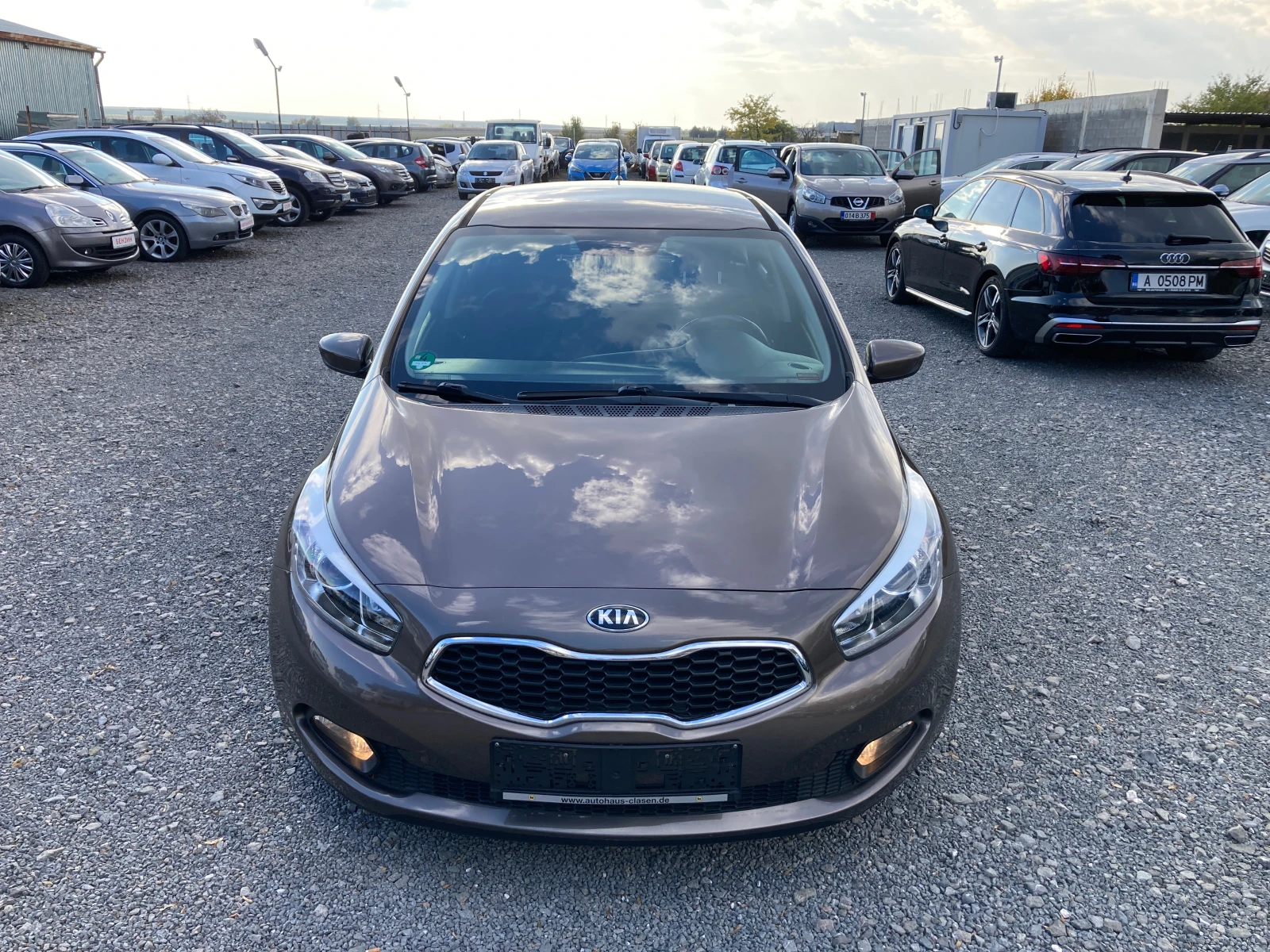 Kia Ceed 1.4 I - 100к.с 6 ск. - изображение 2