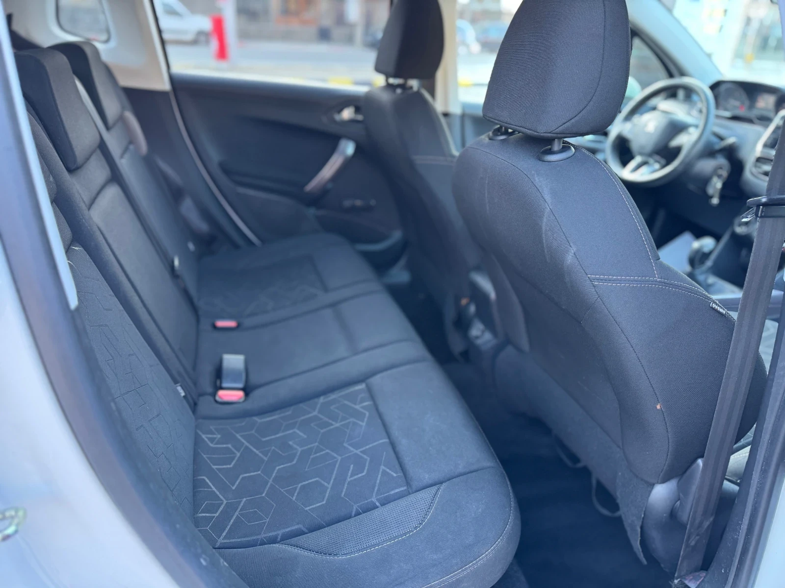 Peugeot 2008 1.4HDi *  | Mobile.bg   13