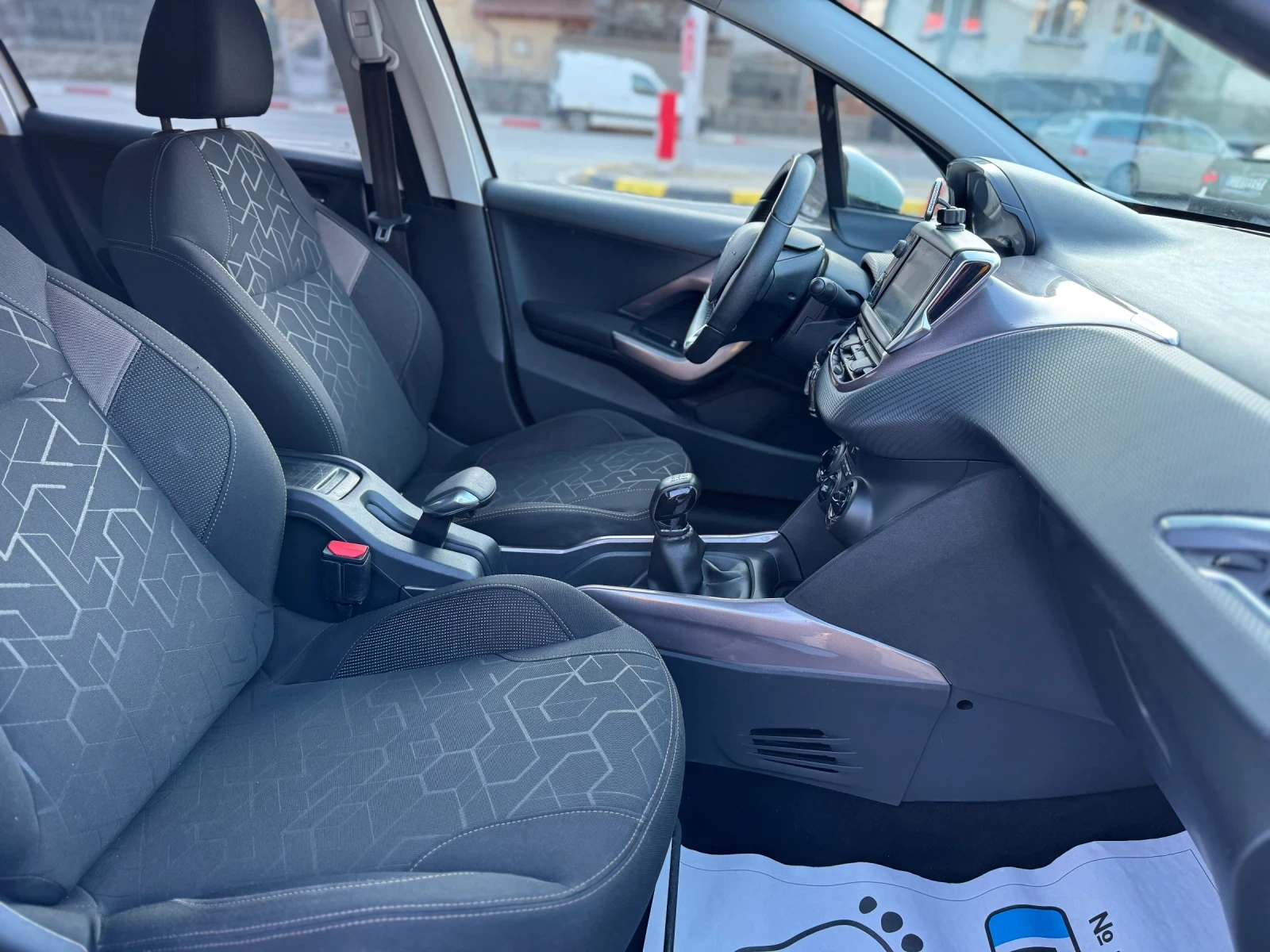 Peugeot 2008 1.4HDi *  | Mobile.bg   15