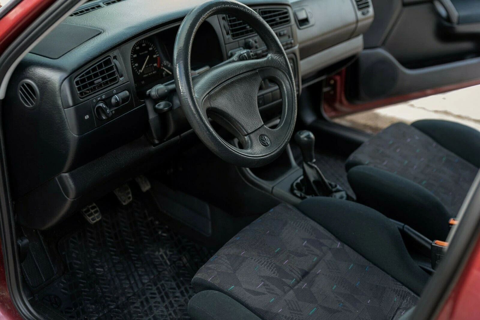 VW Golf GTI - изображение 2