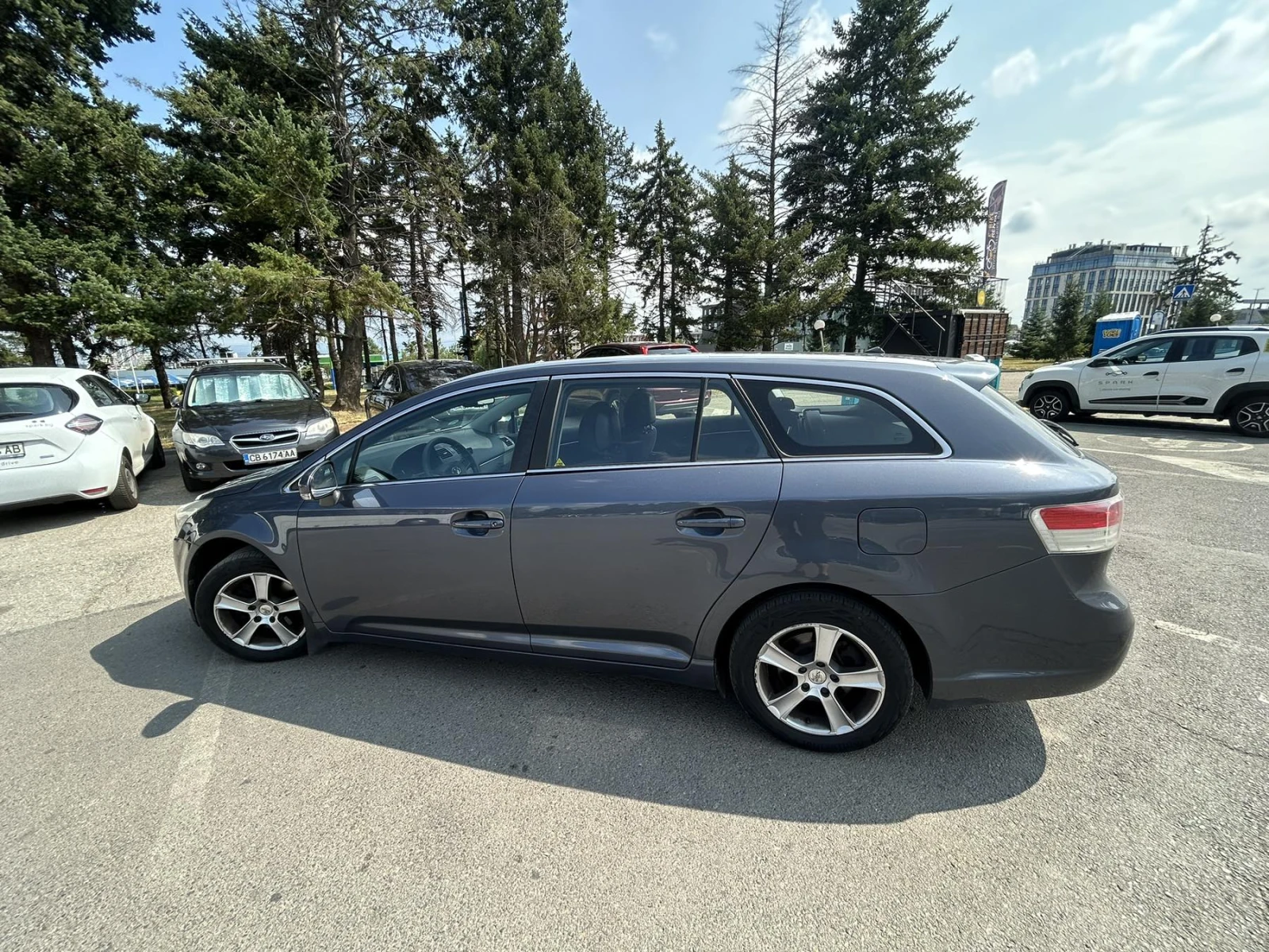 Toyota Avensis 1.8 147кс. - изображение 4