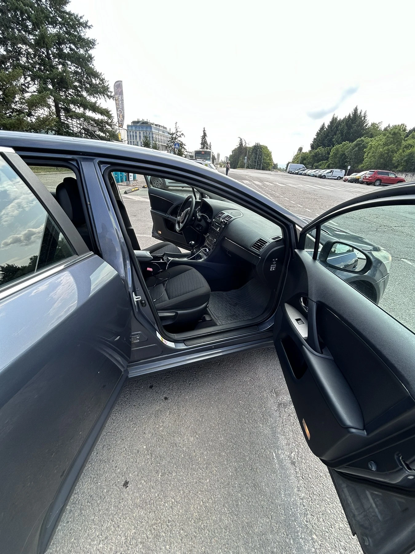 Toyota Avensis 1.8 147кс. - изображение 6