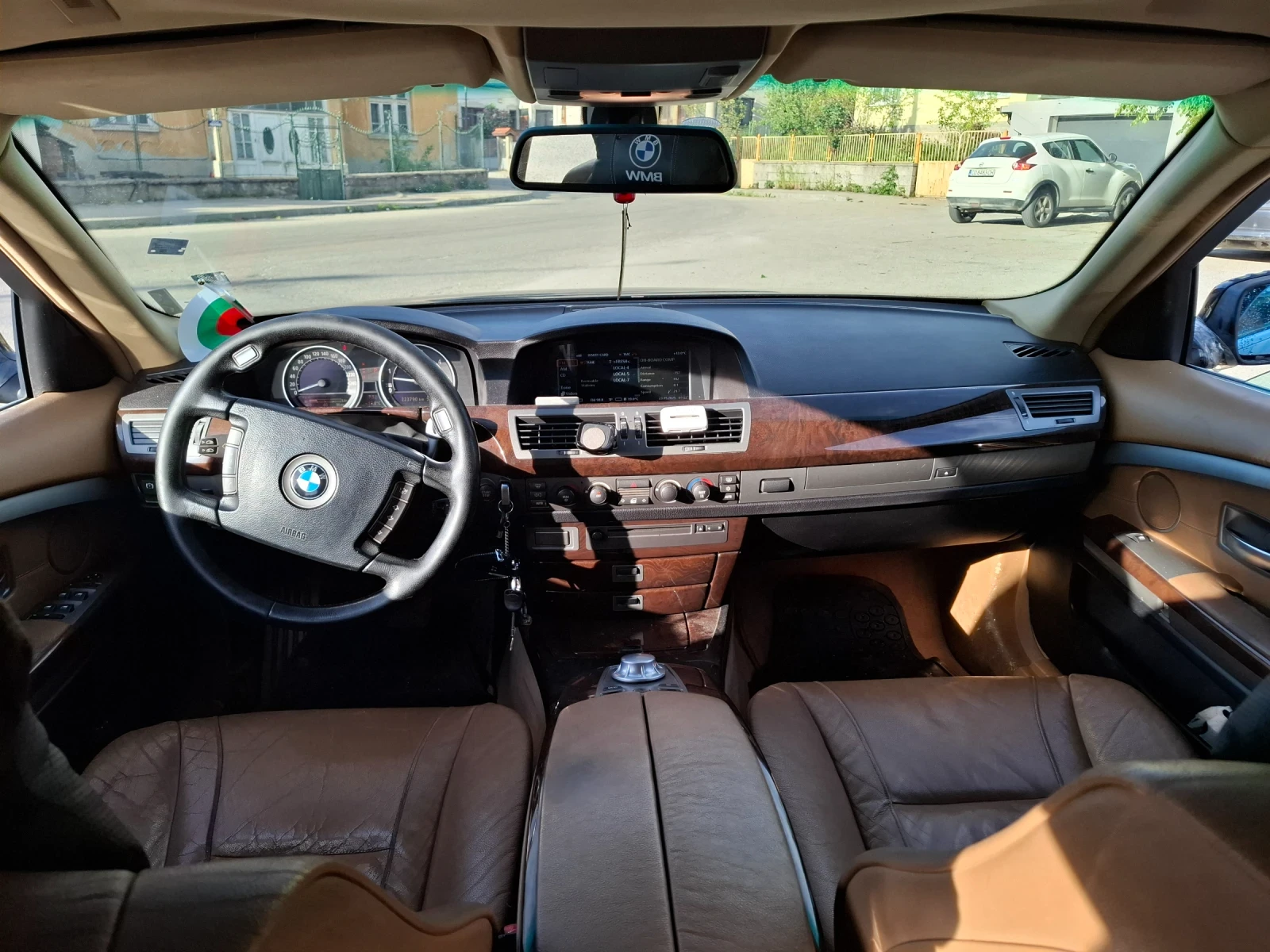 BMW 730 3.0D - изображение 4