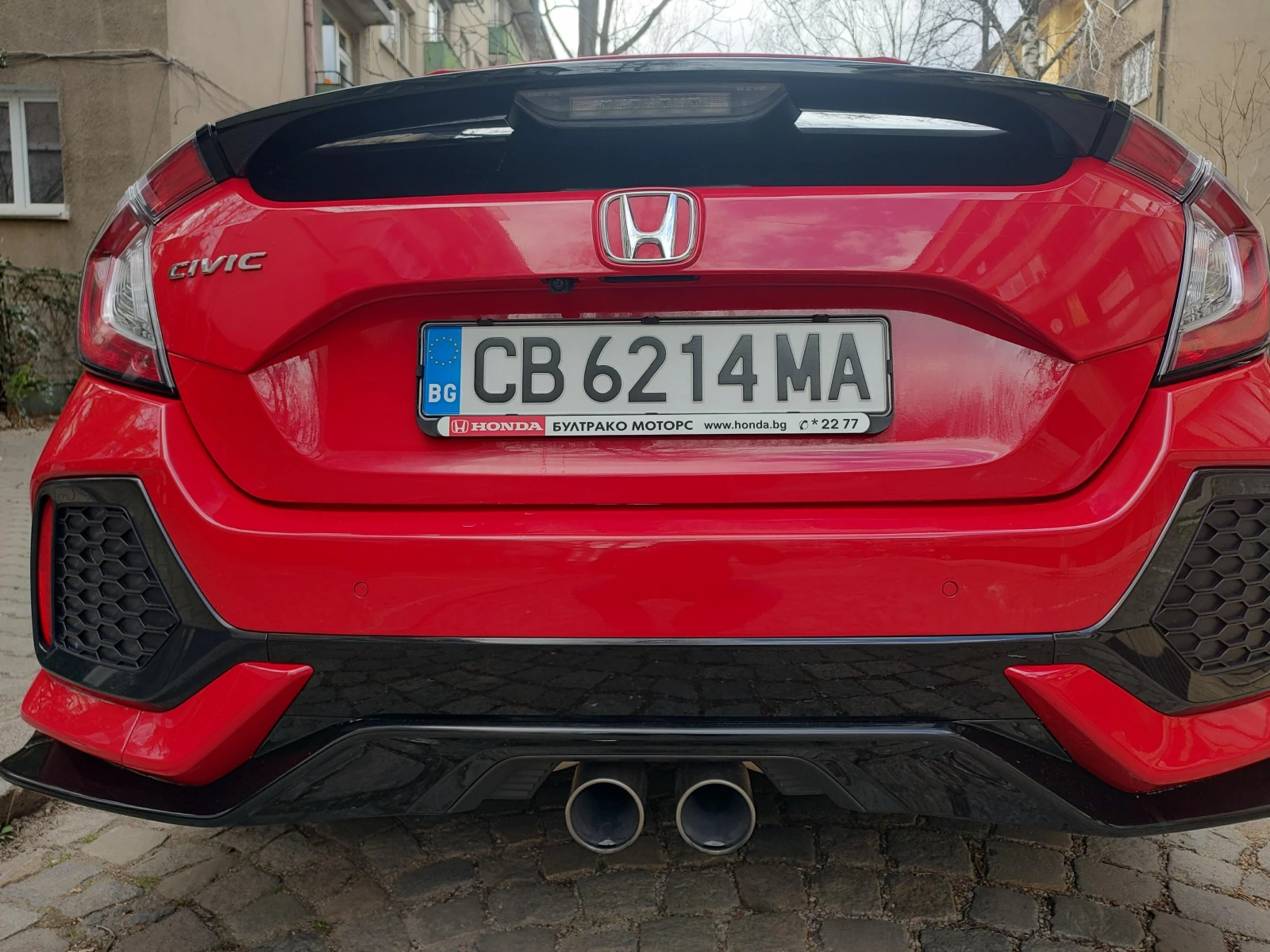 Honda Civic FK7 - изображение 2