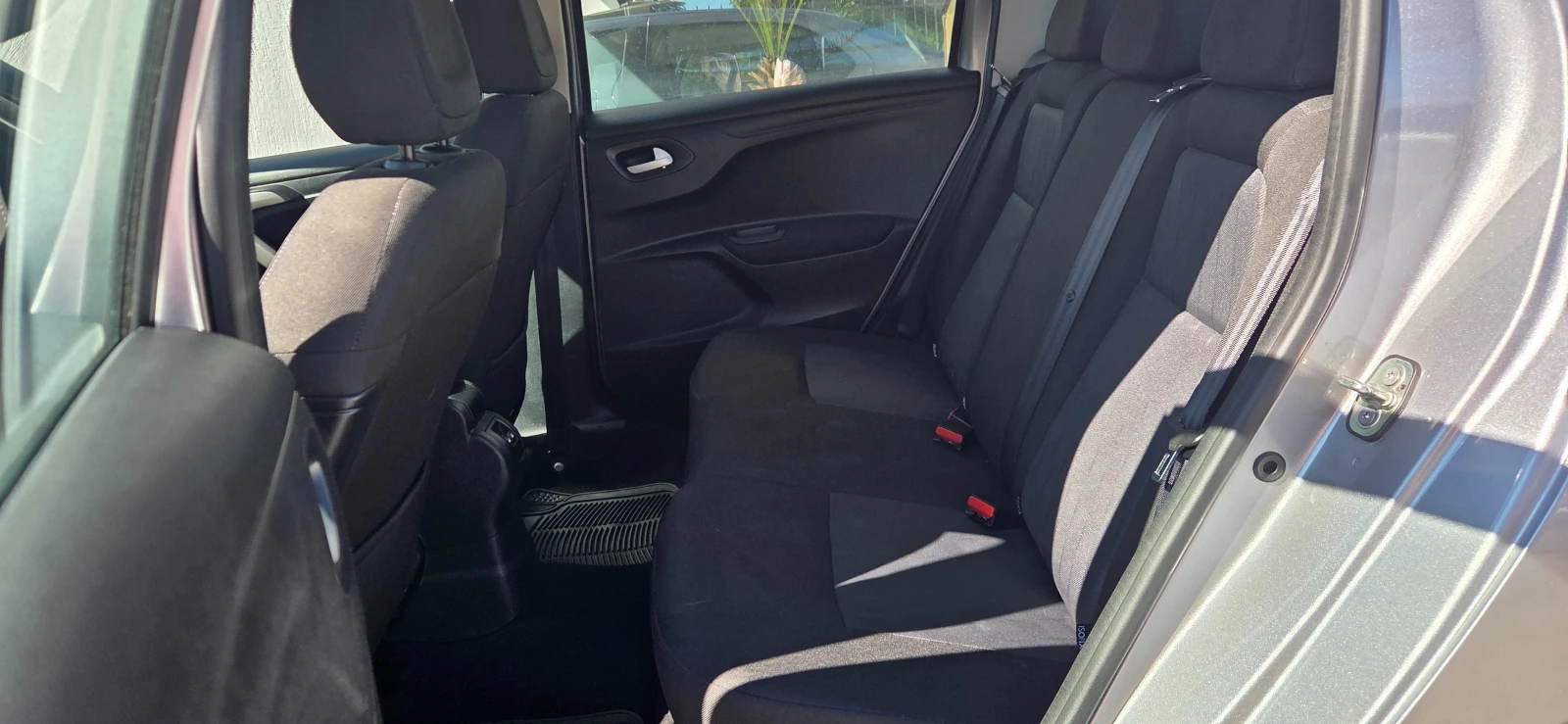 Citroen C-Elysee 75923km. 1.5 Blue HDi (102 кс) 2021г. - изображение 9