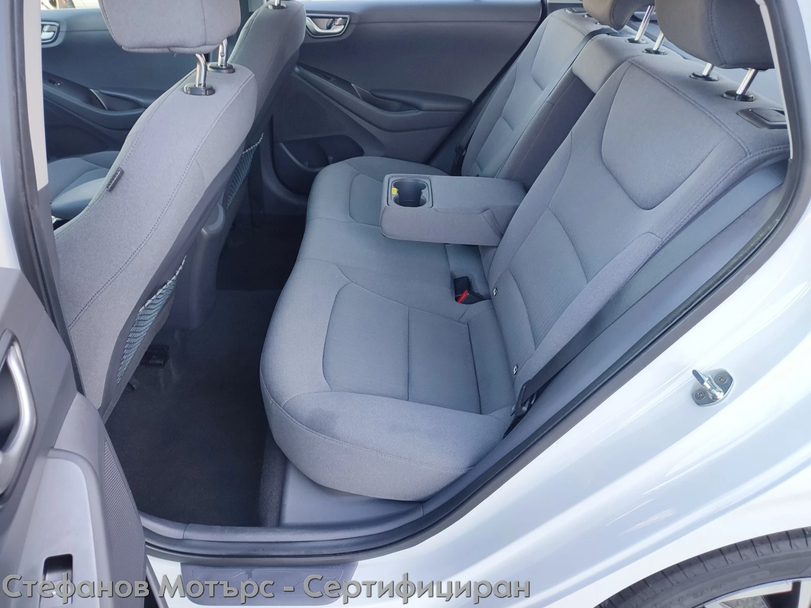 Hyundai Ioniq Elektro Limousine (136hp)  | Mobile.bg   13