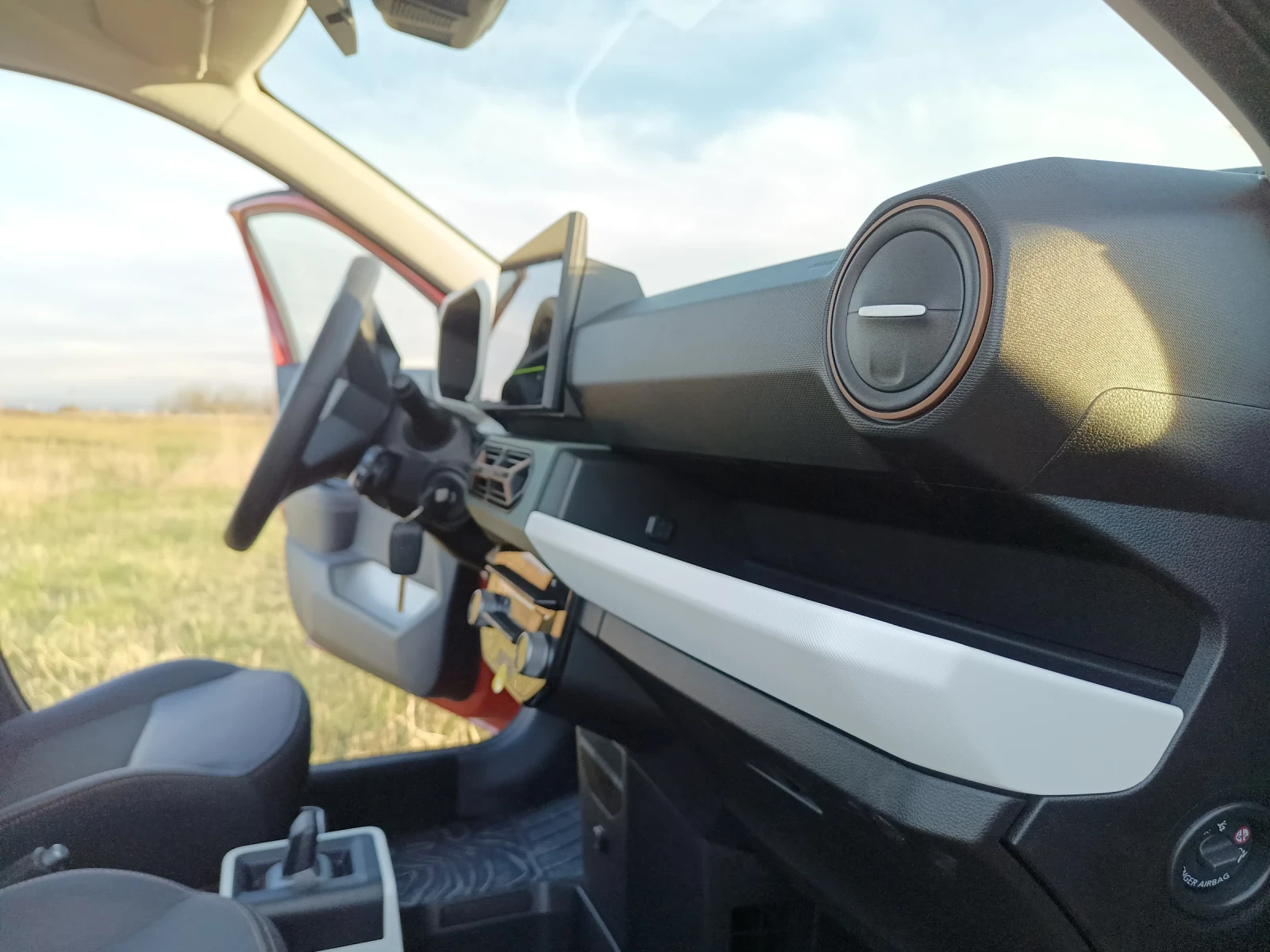 Dacia Spring Extreme 2370km | Mobile.bg   11