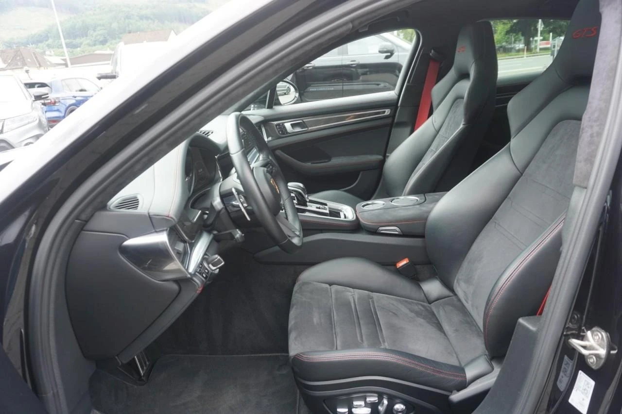 Porsche Panamera GTS* PANO* HEAD-UP* BOSE*  - изображение 10