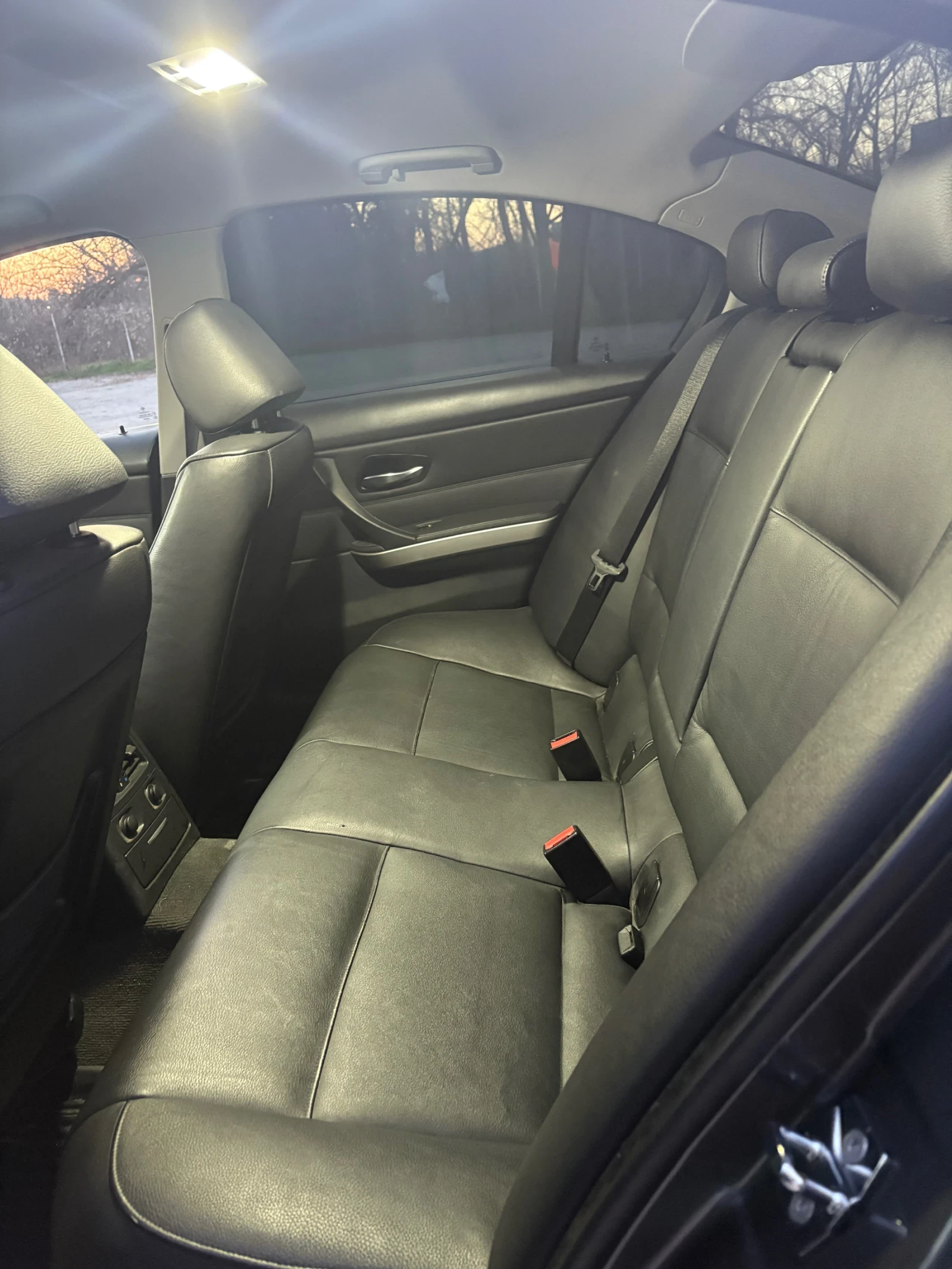 BMW 330 Xd, снимка 8 - Автомобили и джипове - 53839788