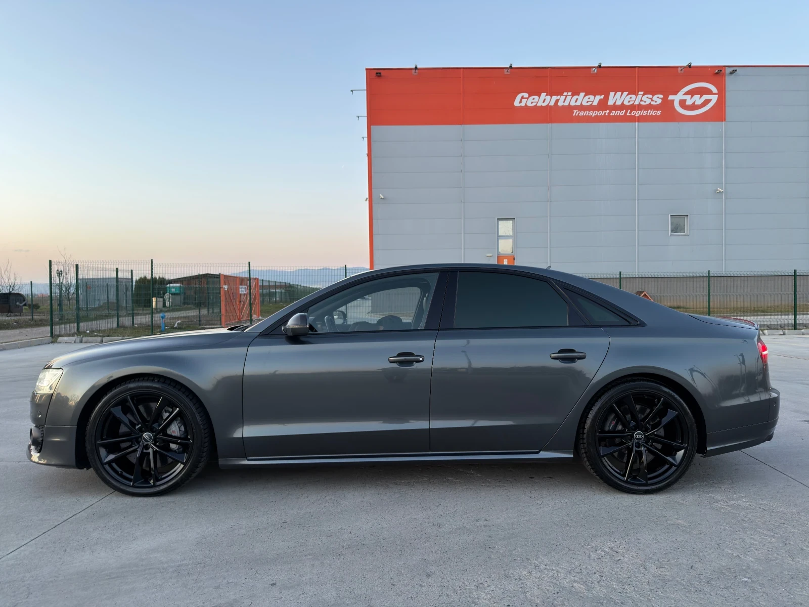 Audi S8 Plus 605кс Germany ГОТОВ ЛИЗИНГ/ БАРТЕР, снимка 4 - Автомобили и джипове - 53841577