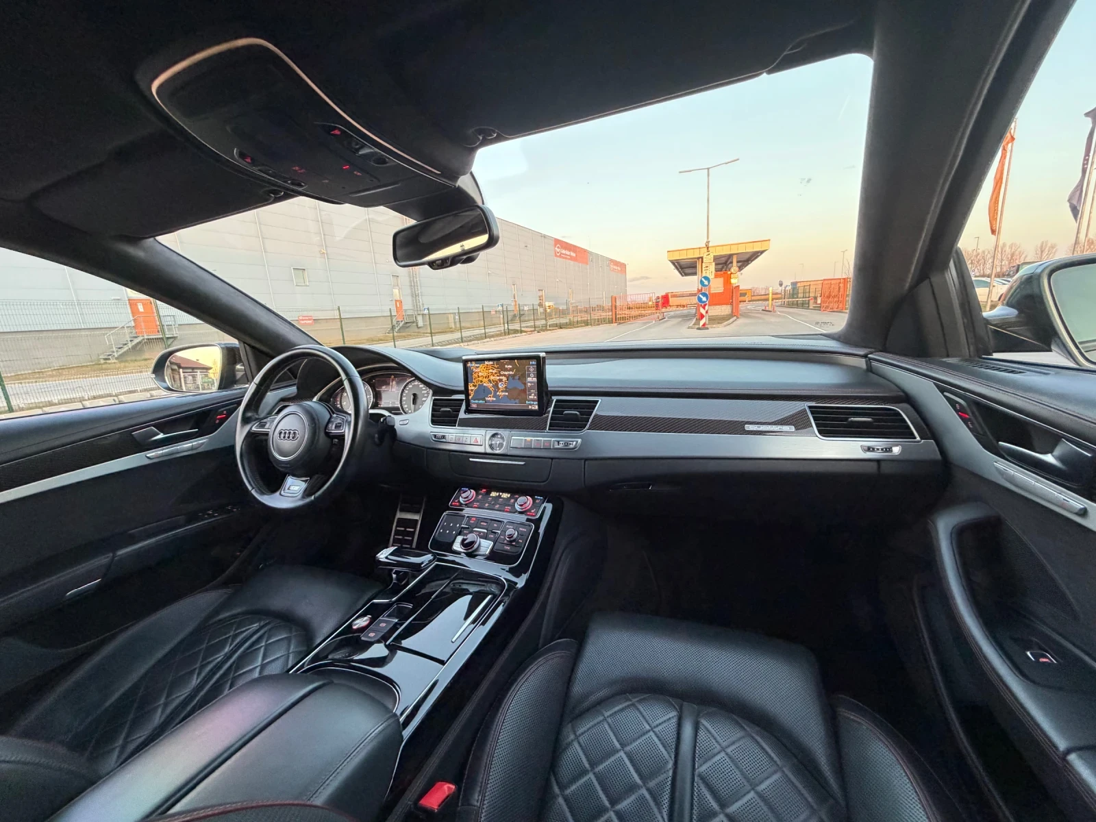 Audi S8 Plus 605кс Germany ГОТОВ ЛИЗИНГ/ БАРТЕР, снимка 13 - Автомобили и джипове - 53841577