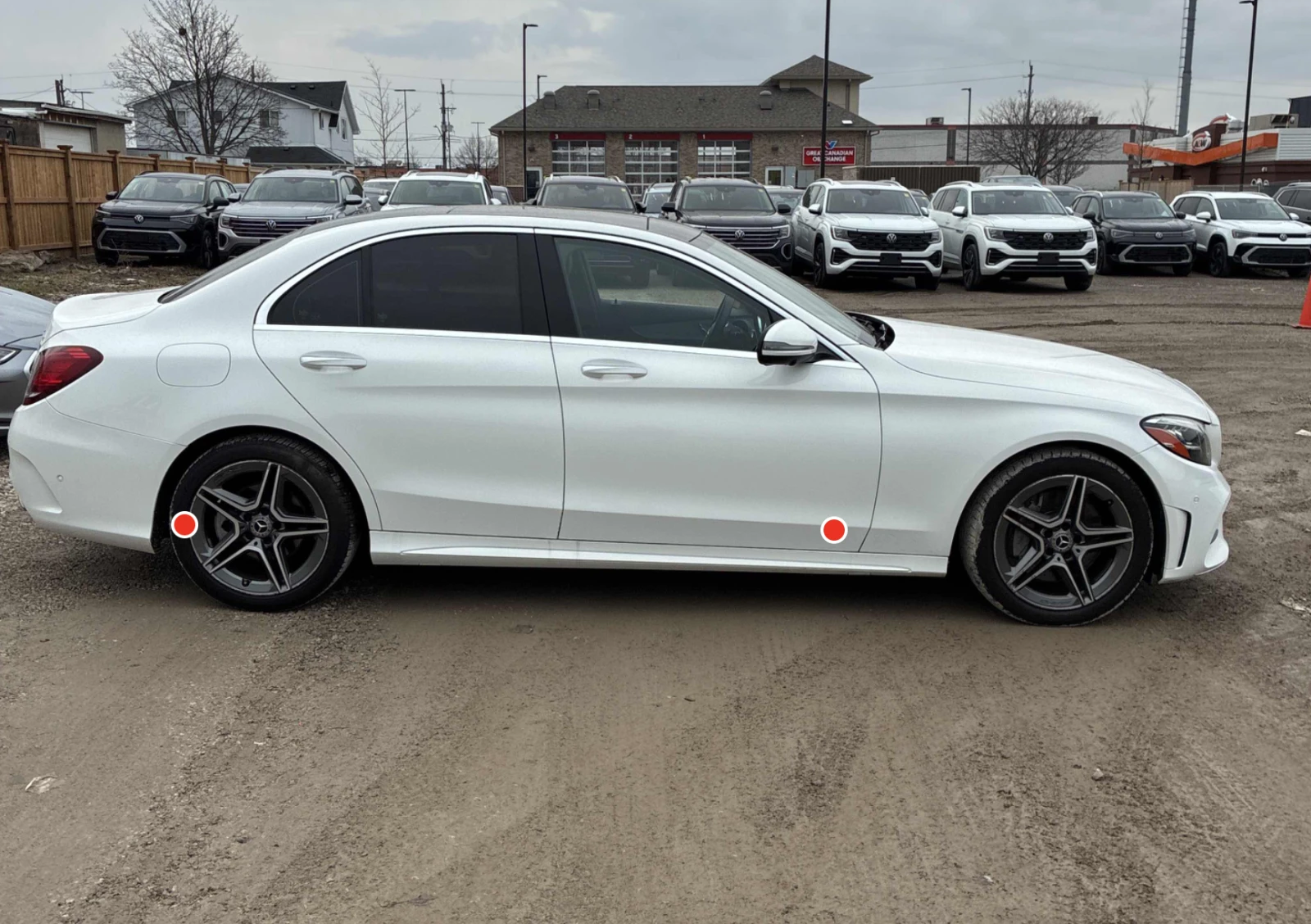 Mercedes-Benz C 300 4MATIC* КОжа* Подгрев* Кейлес* Blind Spot* ВИДЕО, снимка 3 - Автомобили и джипове - 53989141