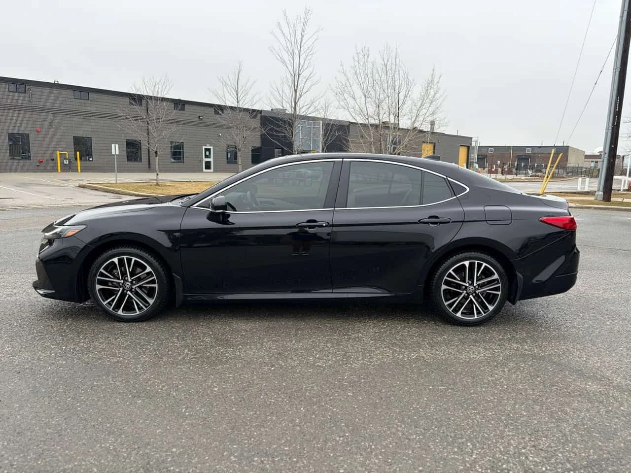 Toyota Camry / DISTRONIC / JBL / 360 / К, снимка 17 - Автомобили и джипове - 54078276