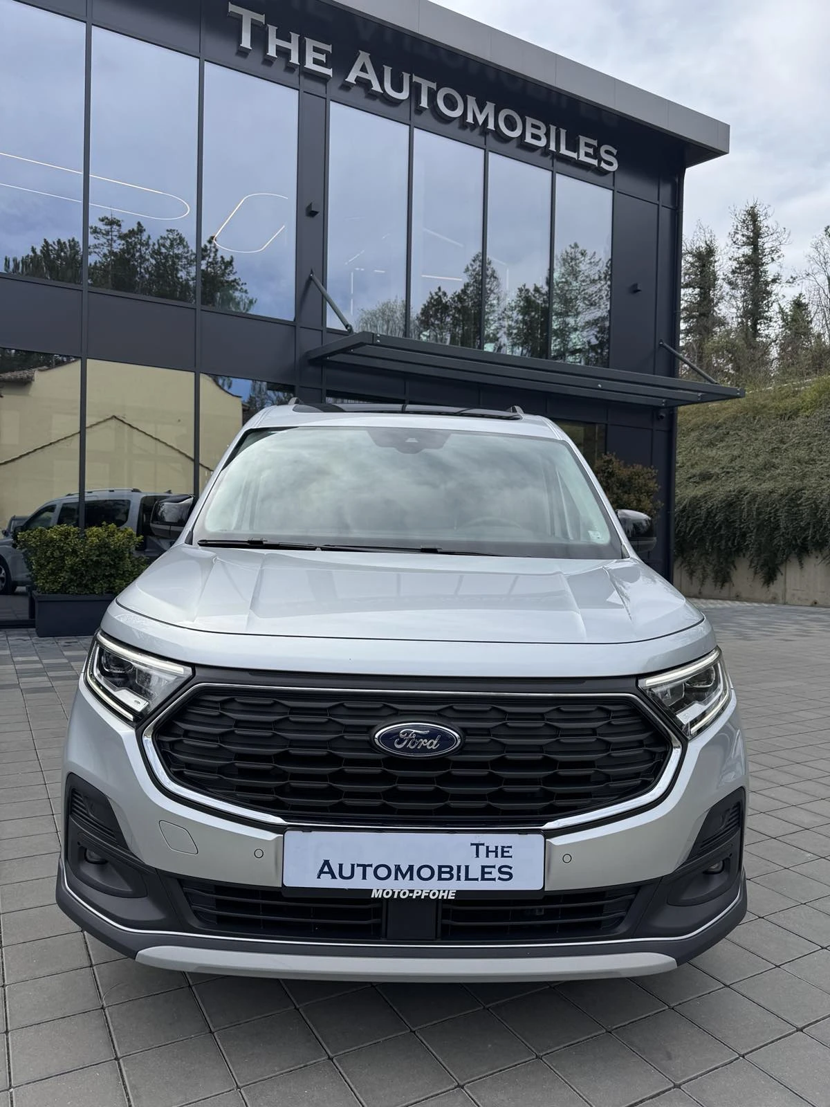 Ford Tourneo Connect ACTIVE 6+ 1