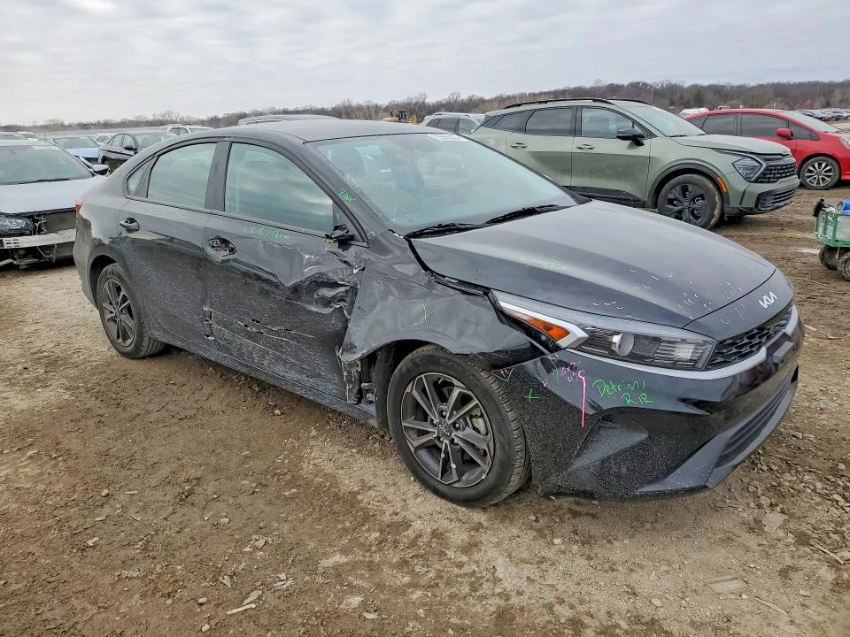 Kia Forte 2 L 4 Front-wheel Drive | Mobile.bg � ����������� 4