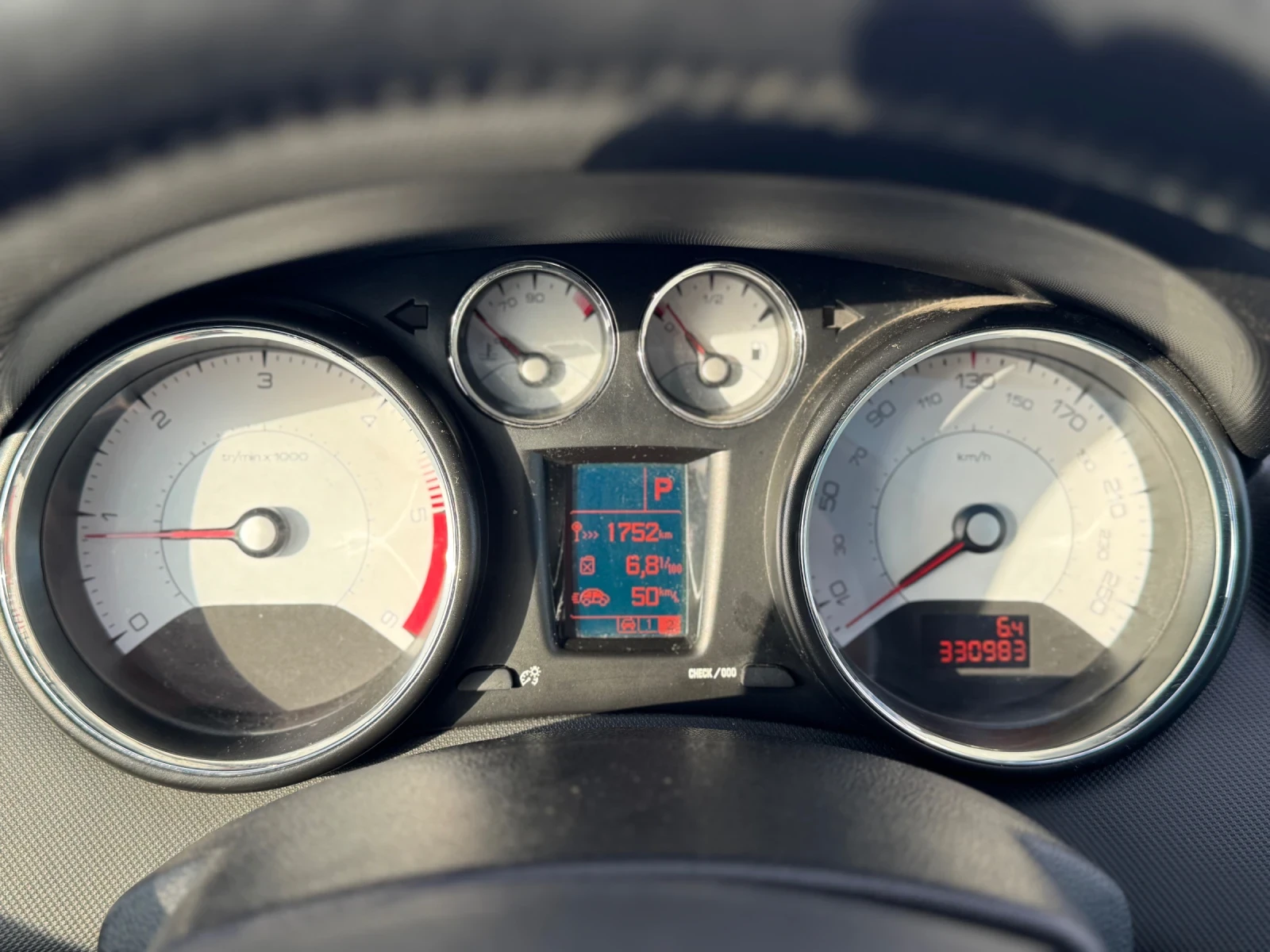 Peugeot 308 2.0HDI 163 EURO5, снимка 11 - Автомобили и джипове - 54479435