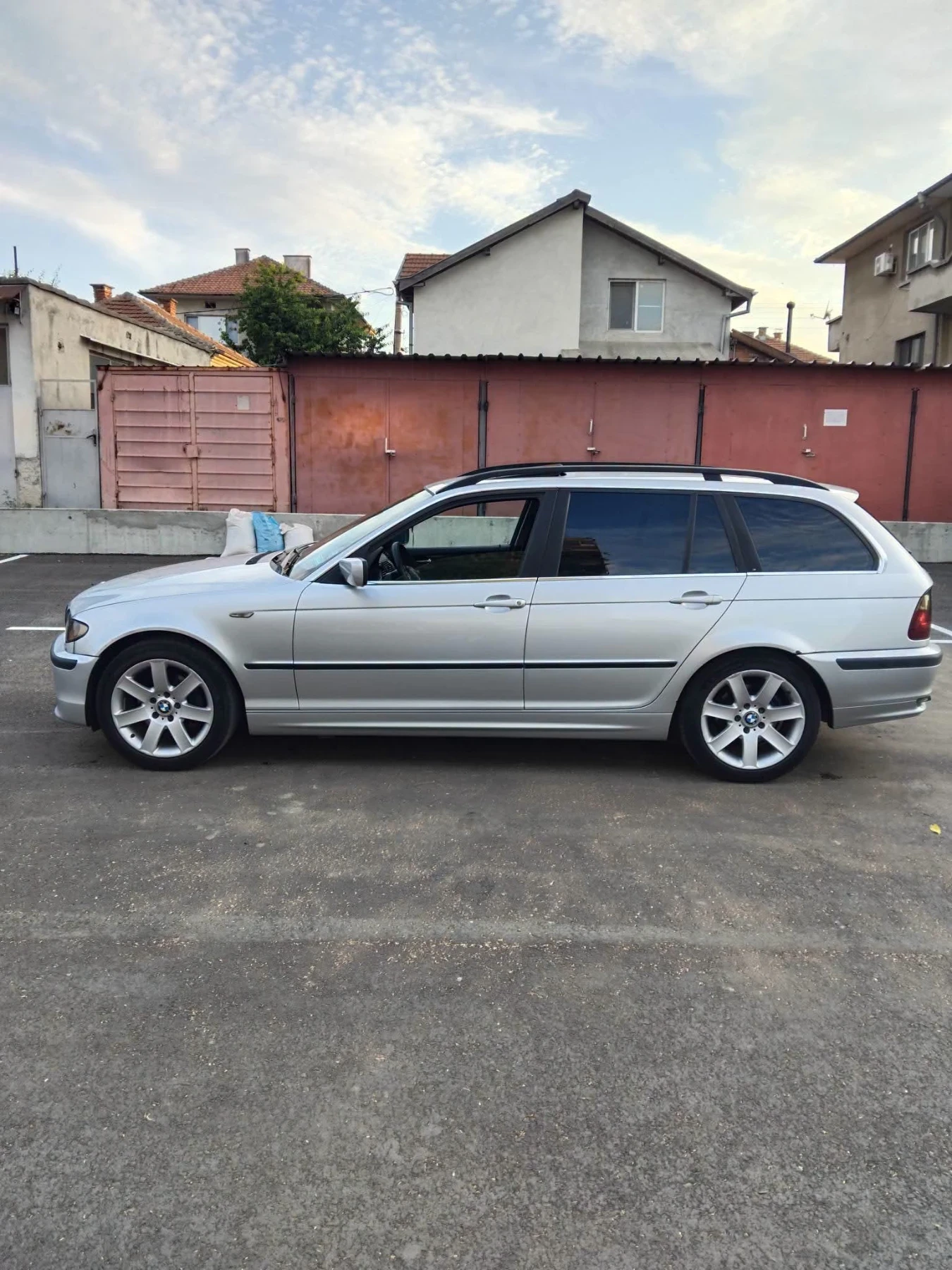 BMW 320, снимка 6 - Автомобили и джипове - 55039960