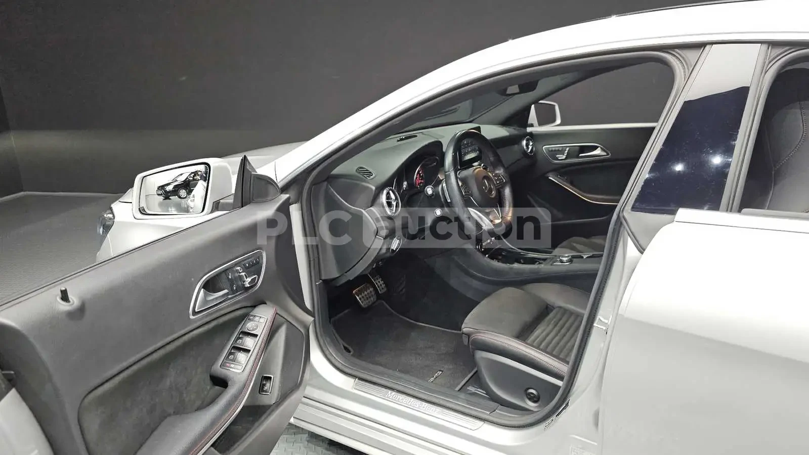 Mercedes-Benz CLA 220 4MATIC AMG LINE !УНИКАТ!FULL!ПАНОРАМА, снимка 8 - Автомобили и джипове - 55067025