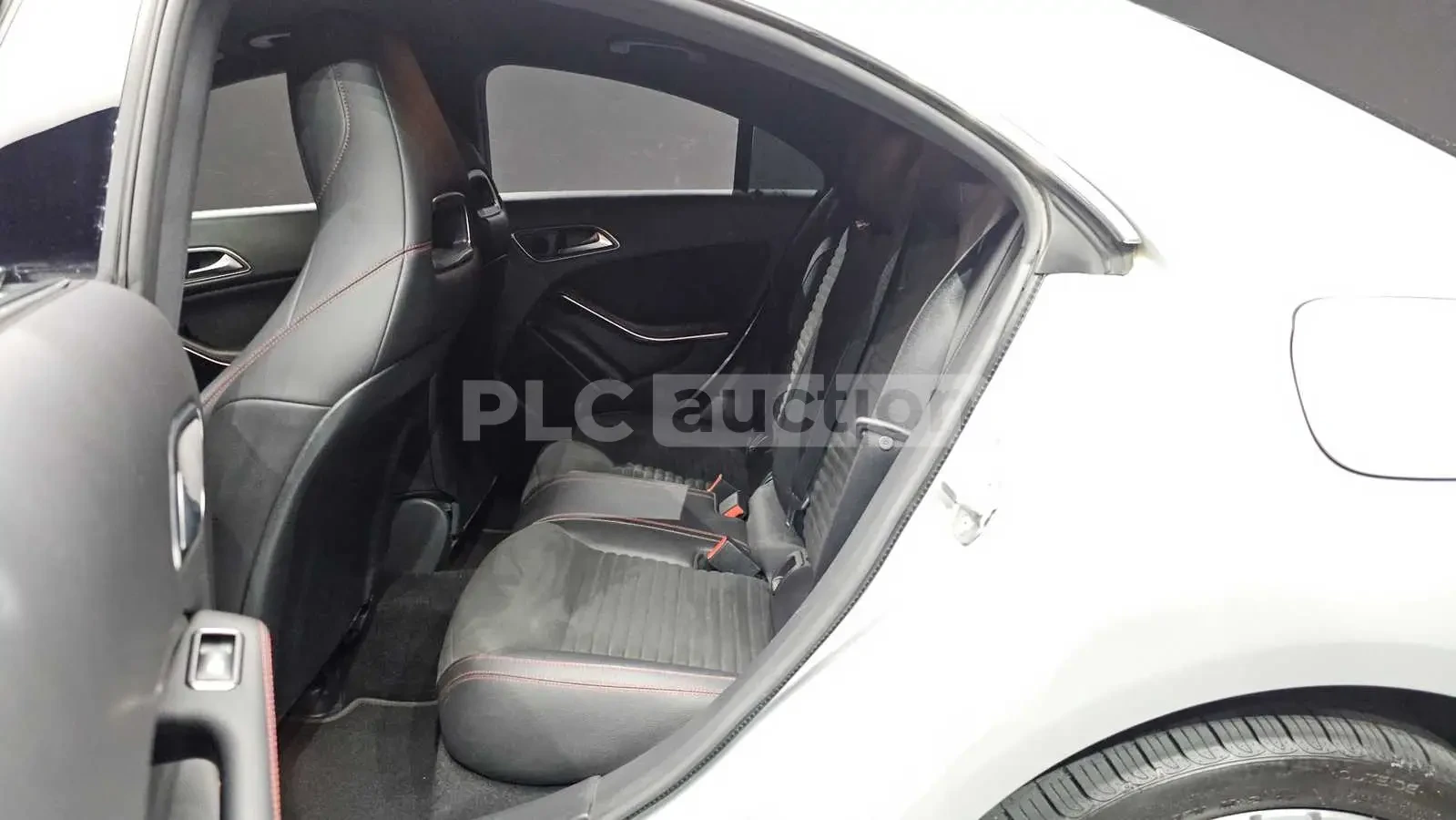 Mercedes-Benz CLA 220 4MATIC AMG LINE !УНИКАТ!FULL!ПАНОРАМА, снимка 15 - Автомобили и джипове - 55067025