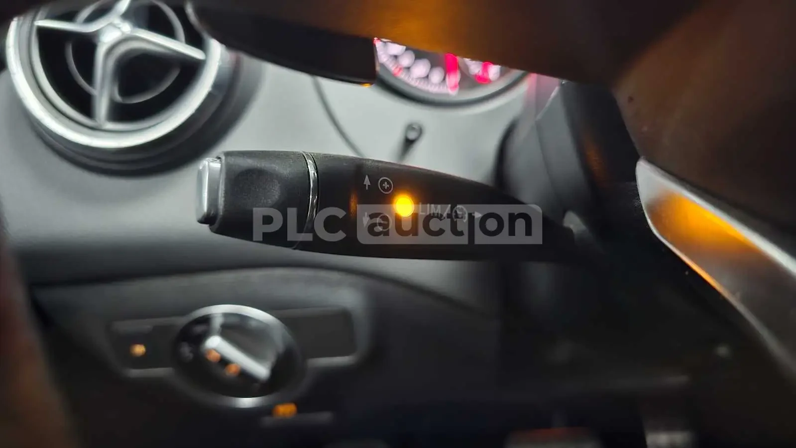 Mercedes-Benz CLA 220 4MATIC AMG LINE !УНИКАТ!FULL!ПАНОРАМА, снимка 16 - Автомобили и джипове - 55067025