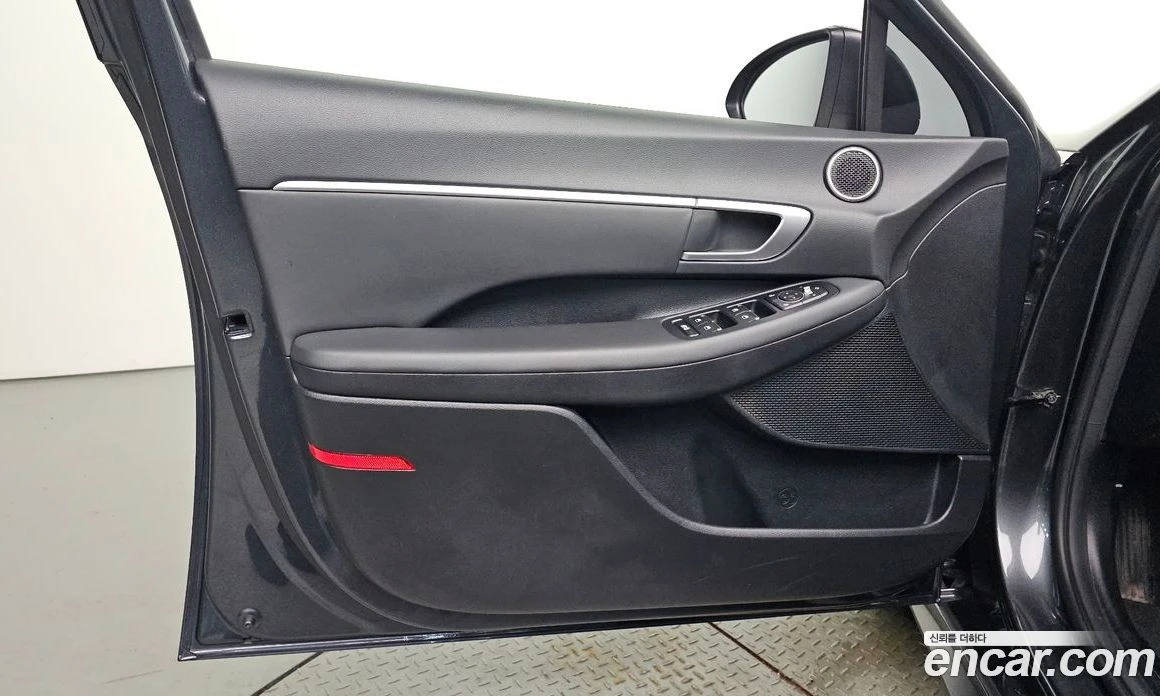 Hyundai Sonata 2.0 LPG Style, снимка 14 - Автомобили и джипове - 55940492