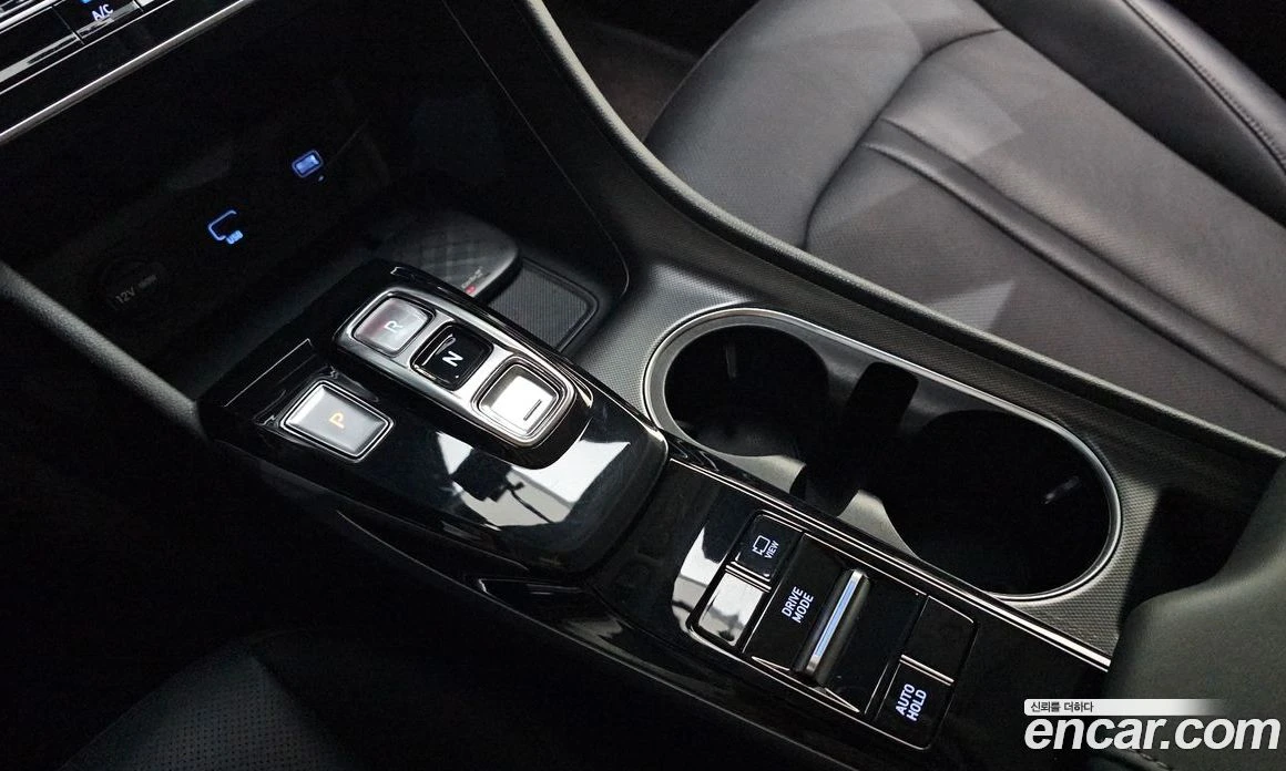 Hyundai Sonata 2.0 LPG Style, снимка 12 - Автомобили и джипове - 55940492