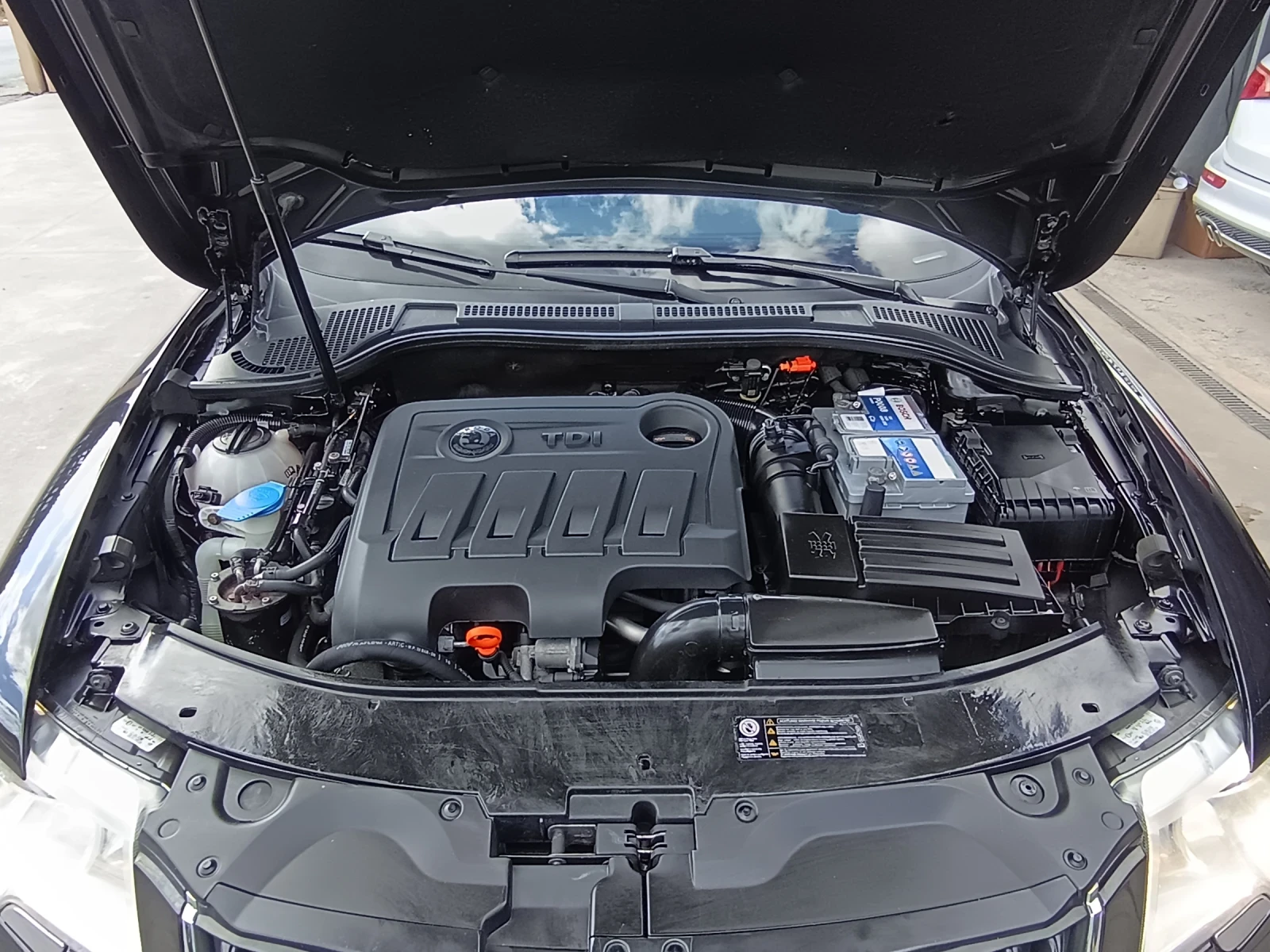 Skoda Superb 2.0tdi, снимка 13 - Автомобили и джипове - 56226900