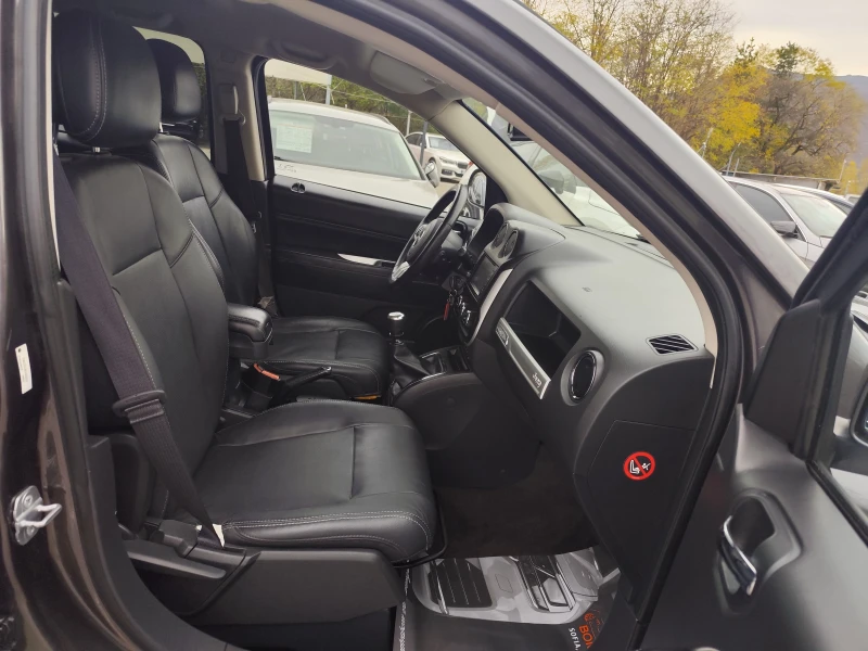 Jeep Compass 2.2CRD* 4X4* КОЖА* XENON* NAVI* EURO5B* , снимка 12 - Автомобили и джипове - 52489171