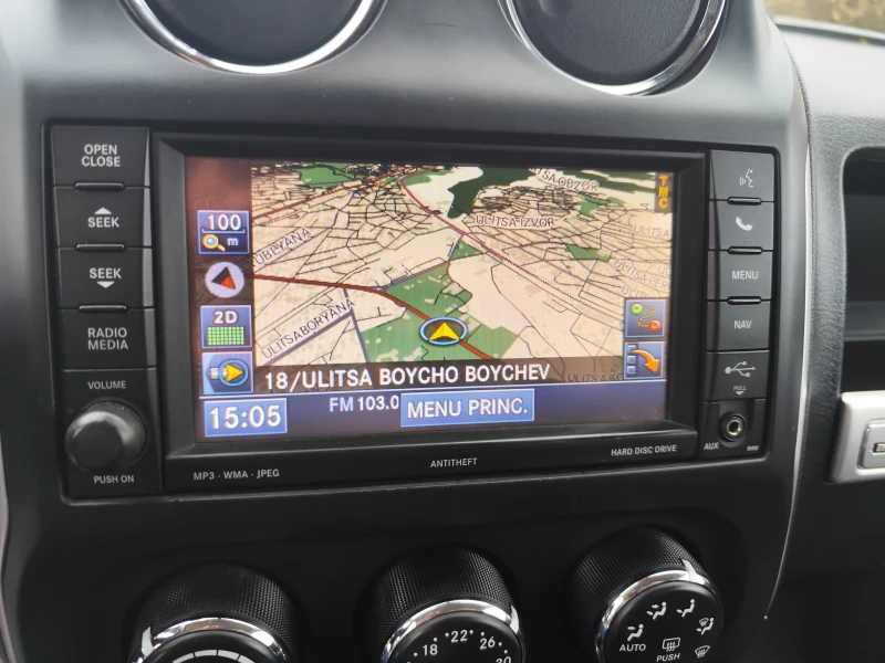 Jeep Compass 2.2CRD* 4X4* КОЖА* XENON* NAVI* EURO5B* , снимка 9 - Автомобили и джипове - 52489171